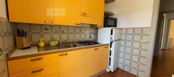 Квартира с 2 спальнями в Виареджо, Италия № 93876 2