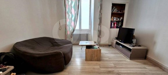 1 bedroom Apartment in Chennevieres-sur-Marne, France No. 322103 8