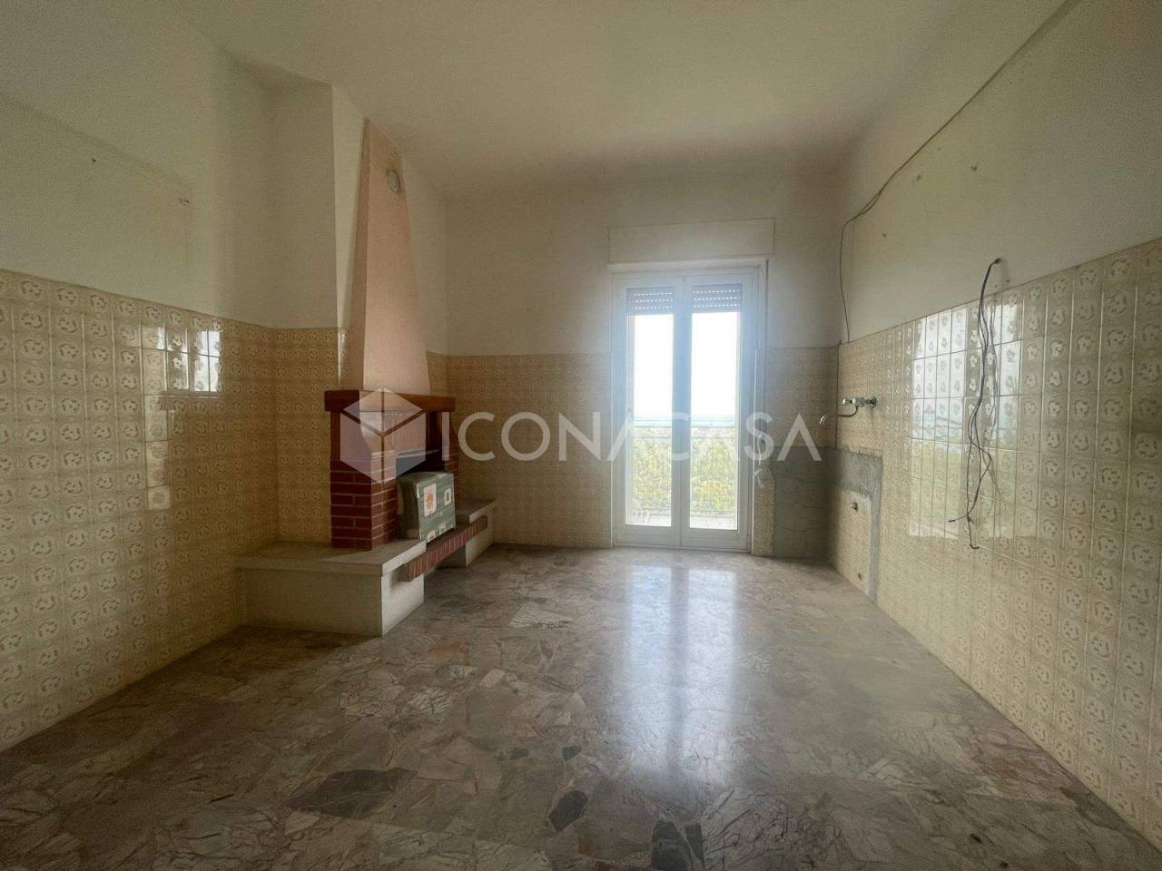 Apartamento de 6 divisões em Ischitella, Italy N.º 387961