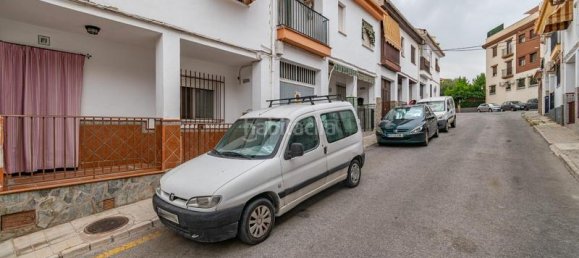 Adosado de 3 dormitorios en La Zubia, Spain No. 173283 5