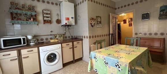 4 Schlafzimmer Haus in Chartered Community of Navarre, Spain, Nr. 95731 9
