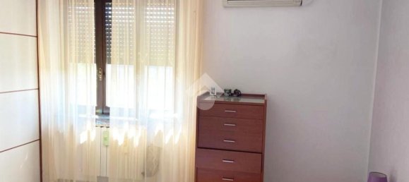 Квартира с 3 комнатами в Самарате, Италия № 175973 25