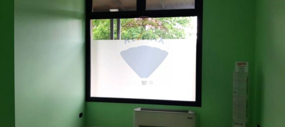 194m² Commercial property in Susegana, Italy No. 287661 8