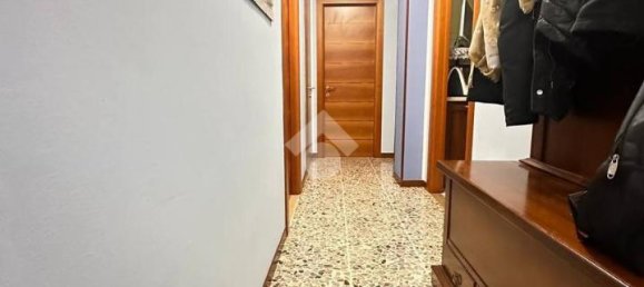 4-salle Appartement à Tortona, Italy No. 113506 9