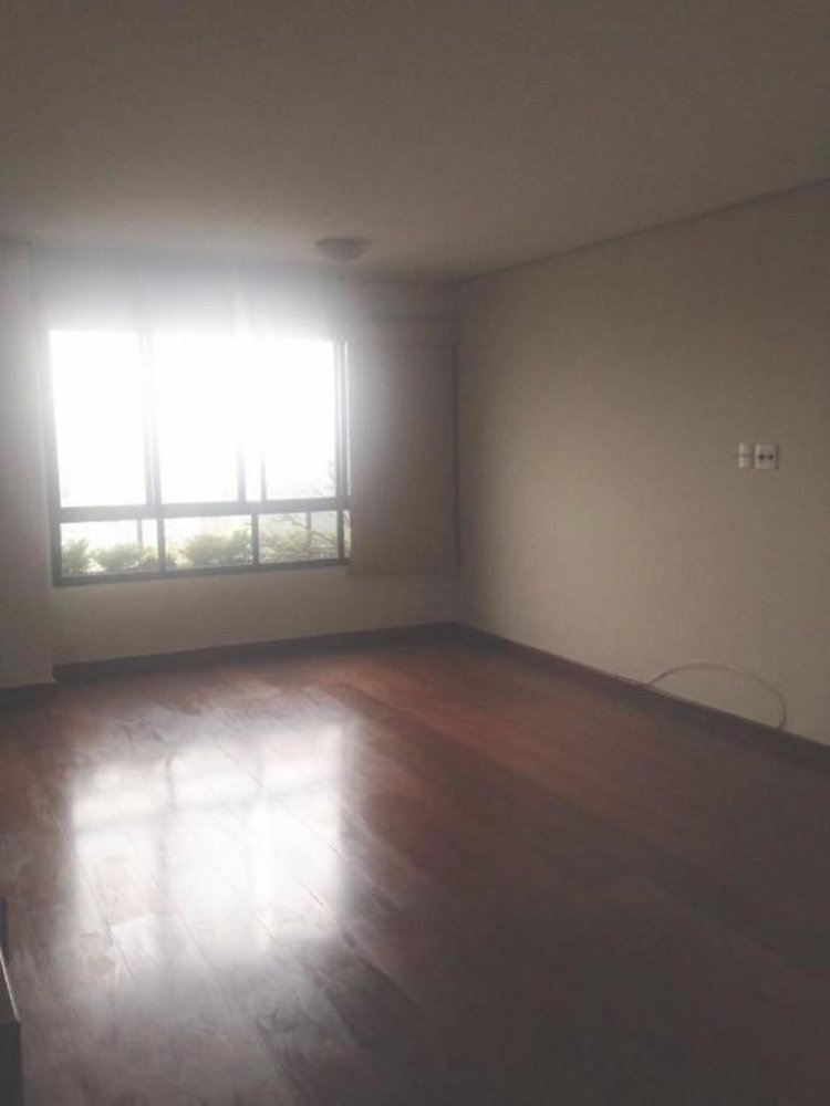 Дом с 3 спальнями в Сан-Паулу, Бразилия № 586971