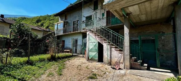 8 bedrooms House in Villar Focchiardo, Italy No. 323106 2