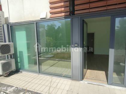 3 rooms Office in Potenza Picena, Italy No. 275297