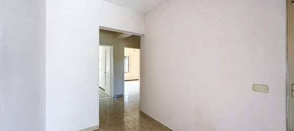 Квартира с 3 комнатами в Гадзуоло, Италия № 5482 2