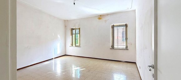 Квартира с 3 комнатами в Гадзуоло, Италия № 5482 5