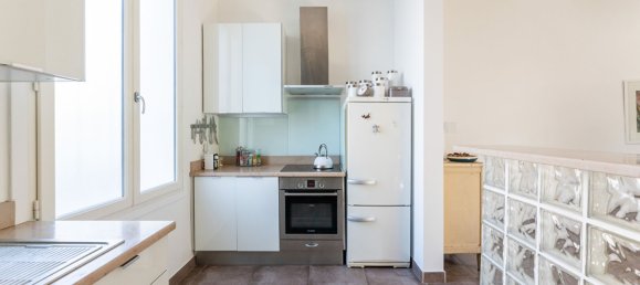 4 bedrooms House in Marseille, France No. 351282 2