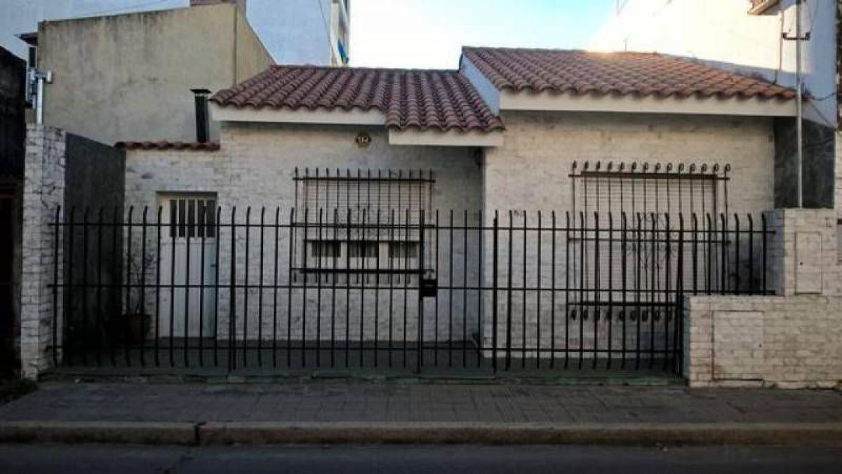 2 bedrooms House in Santa Fe, Argentina No. 10444