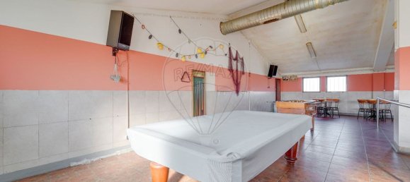 Propriété commerciale à Gafanha da Nazare, Portugal 100m² No. 92834 4