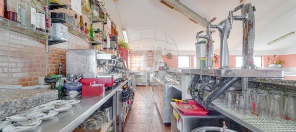 Propriété commerciale à Gafanha da Nazare, Portugal 100m² No. 92834 18