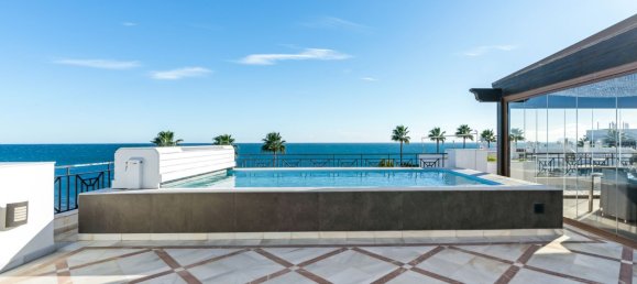 3 bedrooms Penthouse in Estepona, Spain No. 137927 12
