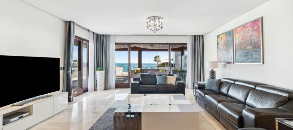 3 bedrooms Penthouse in Estepona, Spain No. 137927 6