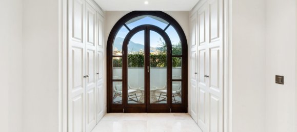 3 bedrooms Penthouse in Estepona, Spain No. 137927 28