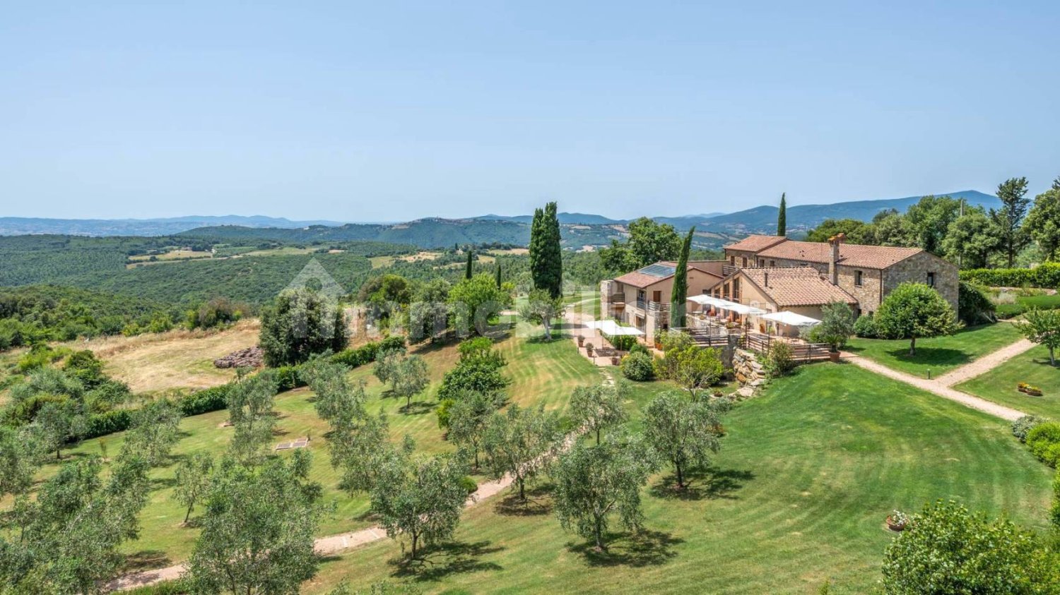 13 bedrooms House in Cinigiano, Italy No. 237973