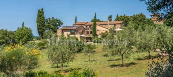 13 bedrooms House in Cinigiano, Italy No. 237973 4