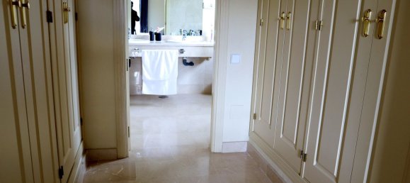 Casa de 3 dormitorios en Cádiz, Spain No. 154611 20