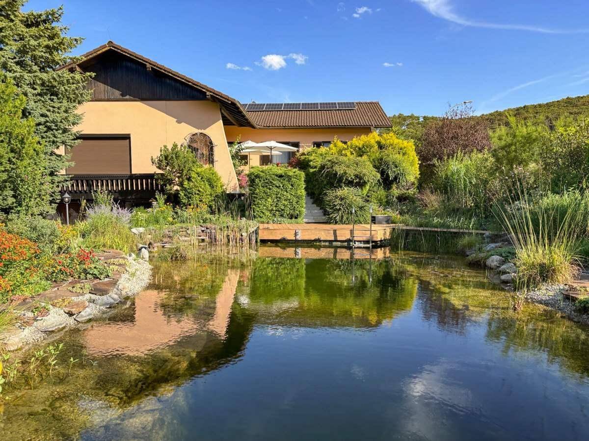 6-Zimmer Bungalow in Berndorf, Austria, Nr. 235857