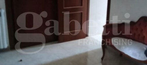 2 bedrooms Apartment in Taranto, Italy No. 85982 8
