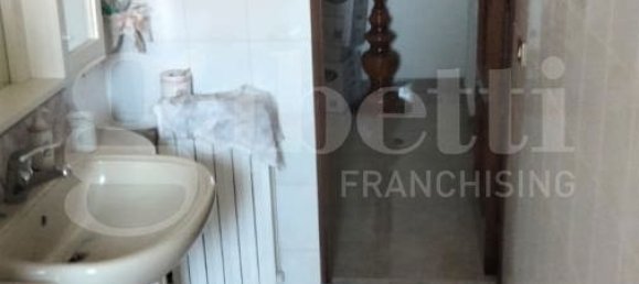 2 bedrooms Apartment in Taranto, Italy No. 85982 28