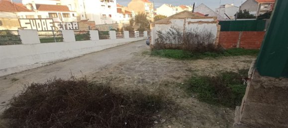 217m² Land in Moita, Portugal No. 81732 13