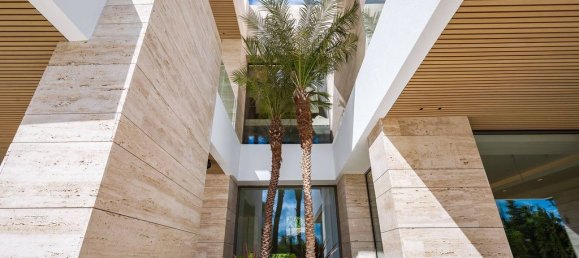 5 bedrooms Villa in Marbella, Spain No. 174283 39