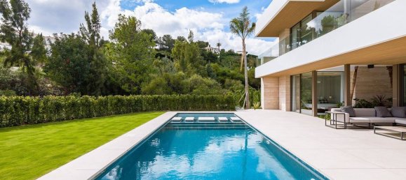 5 bedrooms Villa in Marbella, Spain No. 174283 40