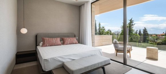 5 bedrooms Villa in Marbella, Spain No. 174283 9