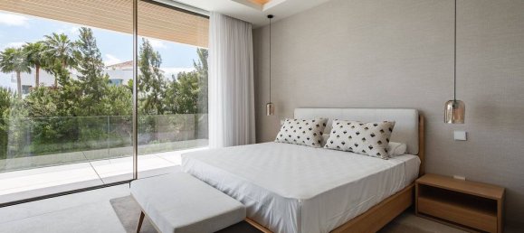 5 bedrooms Villa in Marbella, Spain No. 174283 31