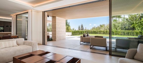 5 bedrooms Villa in Marbella, Spain No. 174283 23