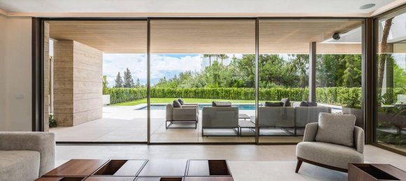 5 bedrooms Villa in Marbella, Spain No. 174283 24