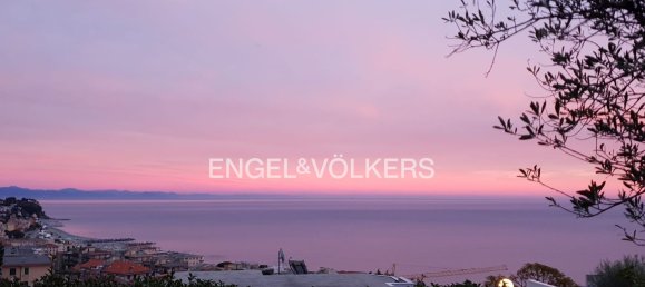 16 rooms Villa in Albissola Marina, Italy No. 132089 9