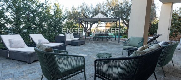 16 rooms Villa in Albissola Marina, Italy No. 132089 13