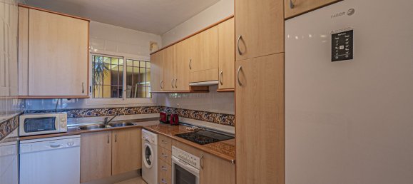 2 bedrooms Apartment in Marbella, Spain No. 187048 9