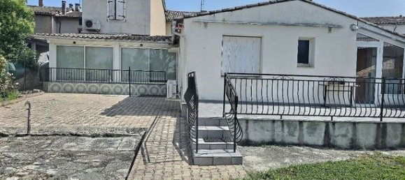 3 bedrooms House in Caussade, France No. 311336 4