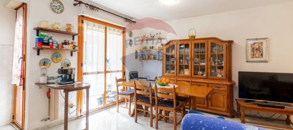 2 bedrooms Apartment in Rome, Italy No. 55701 2