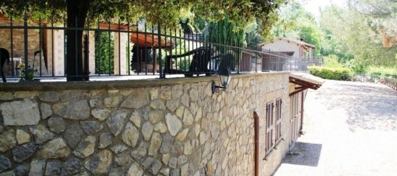 Casa de 11 divisões em Orvieto, Italy N.º 47387 3