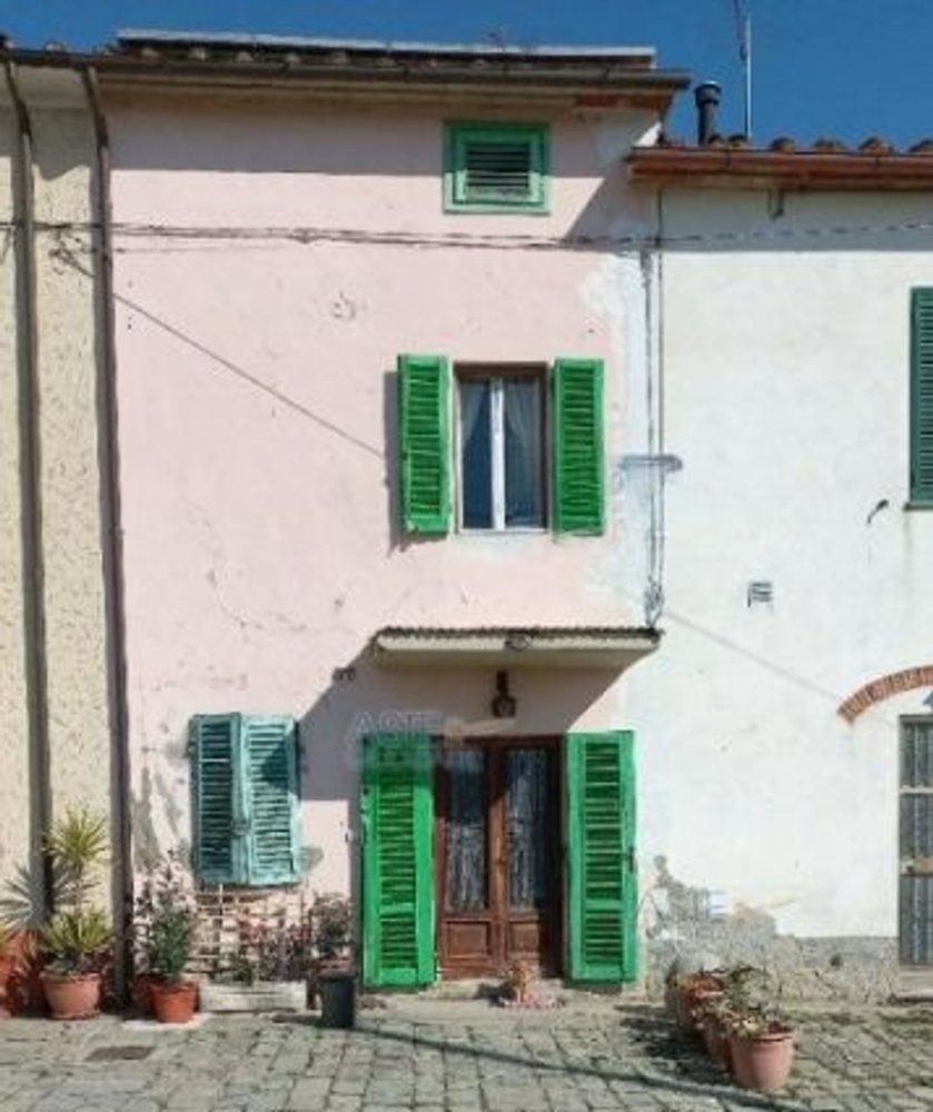 6 bedrooms Apartment in Buggiano, Italy No. 321147
