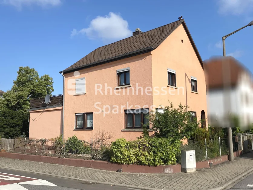 Adosado de 5 dormitorios en Bergstrase, Germany No. 283520