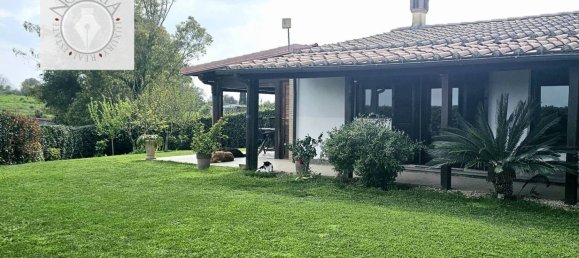 Villa de 2 dormitorios en Rome, Italy No. 197581 4