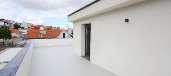 Casa de 5 dormitorios en Odivelas, Portugal No. 180232 17