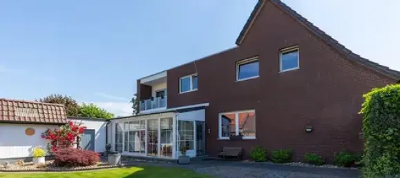 Коммерческая недвижимость с 6 спальнями в Боркен, Германия № 188008 4