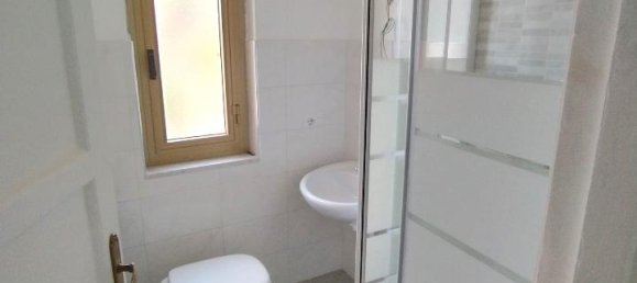 4 rooms Apartment in Savona, Italy No. 148236 5