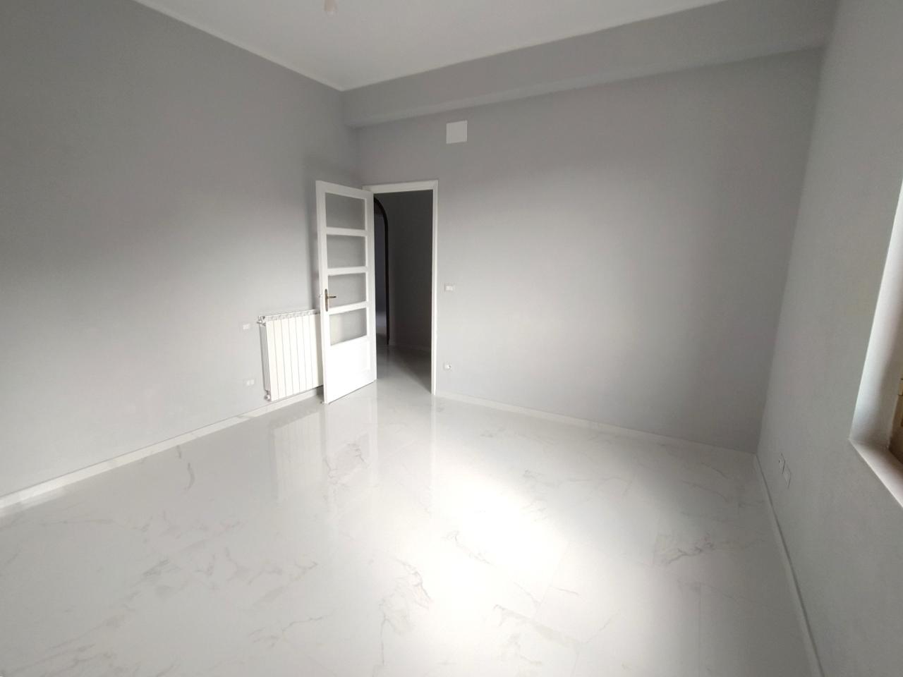 4 rooms Apartment in Savona, Italy No. 148236