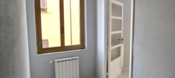 4 rooms Apartment in Savona, Italy No. 148236 7