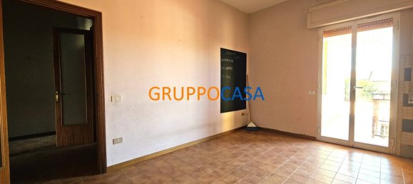 2 bedrooms Apartment in Altopascio, Italy No. 289010 3