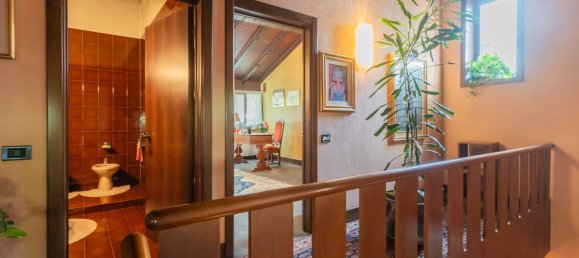 5 bedrooms Villa in Gallarate, Italy No. 78926 34