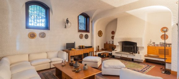 5 bedrooms Villa in Gallarate, Italy No. 78926 16